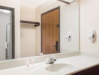 Howard Johnson Inn Nicholasville/Lexington Habitación foto